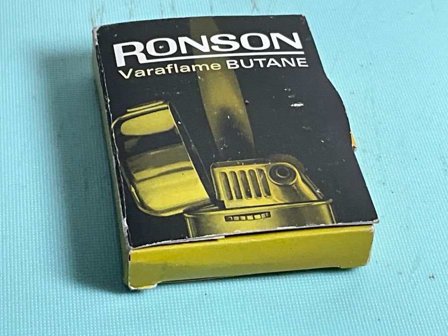 Ronson Varaflame BUTANE Lighter Boxed