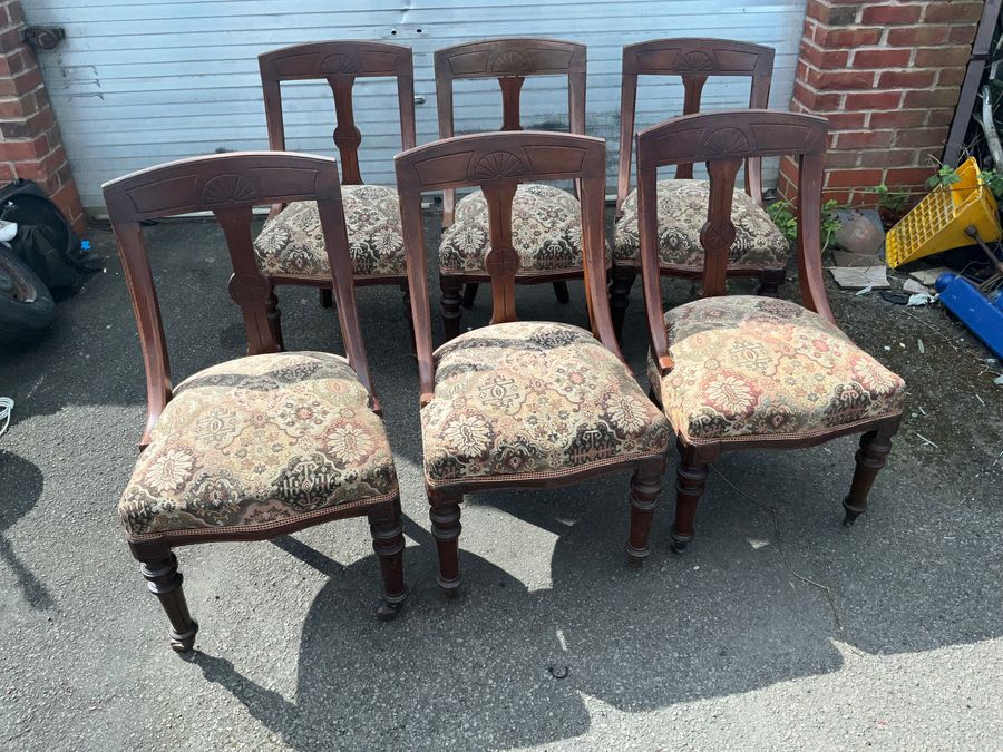 Dining chairs, set of six Victorian mahogany chairs
