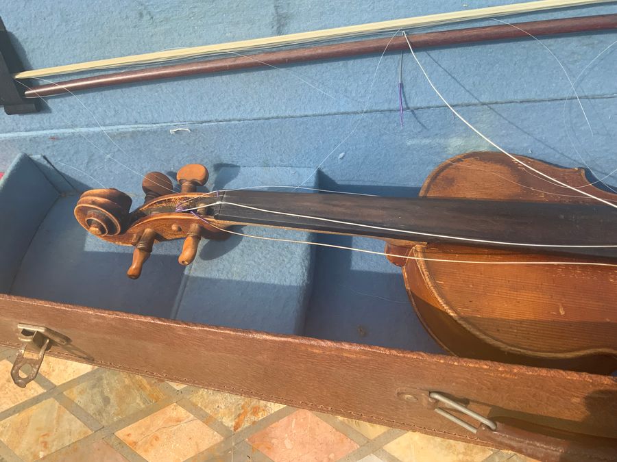 Antique French 3/4 Violin