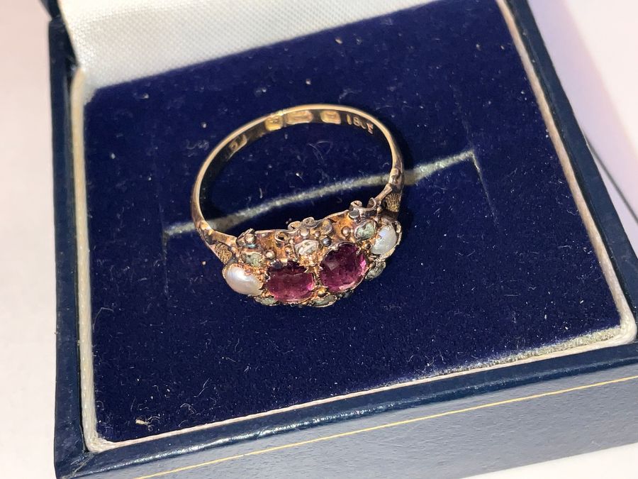 Antique Rubies Diamonds and pearls 18 CT refined ladies ring. Victorian 