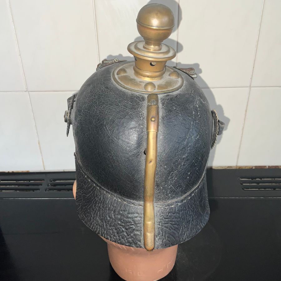 Antique IMPERIAL GERMAN MILITARY HELMET