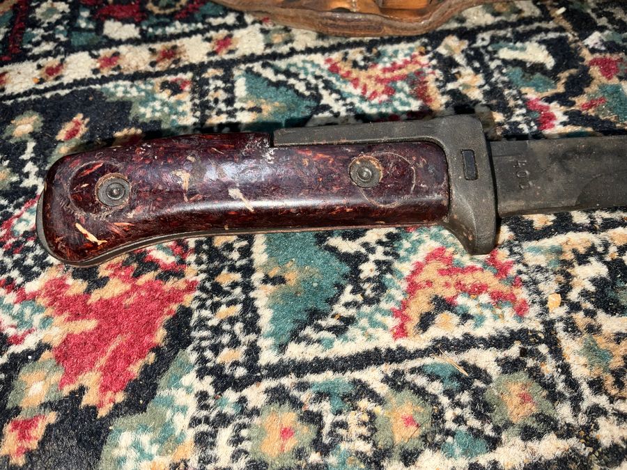 Antique BAYONET/FIGHTING KNIFE & Scabbard 