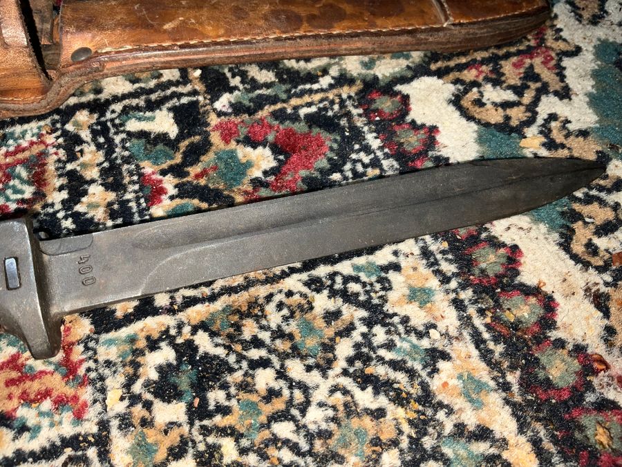 Antique BAYONET/FIGHTING KNIFE & Scabbard 