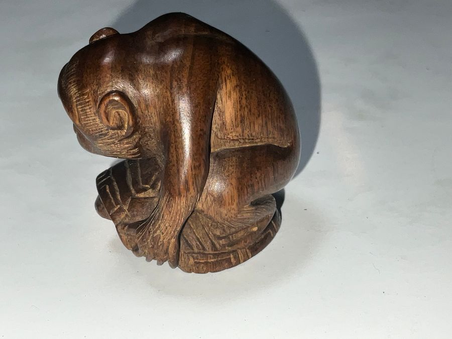 Antique Netsuke 19th century Japanese 