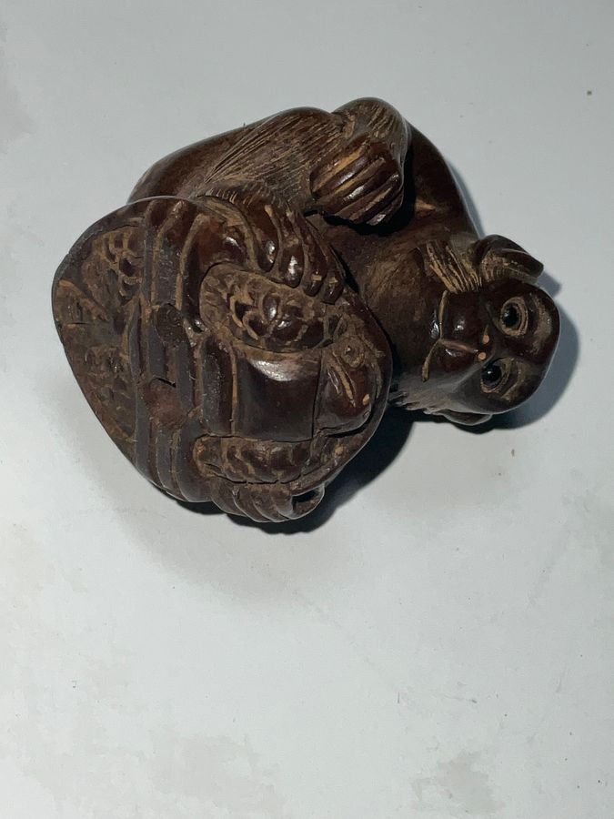 Antique Netsuke 19th century Japanese 