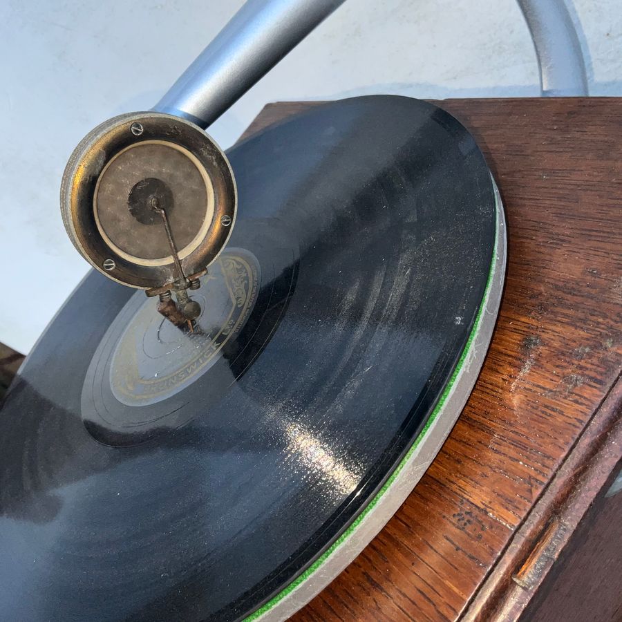 Antique Gramophone with Horn Oak cased Circa 1920’s