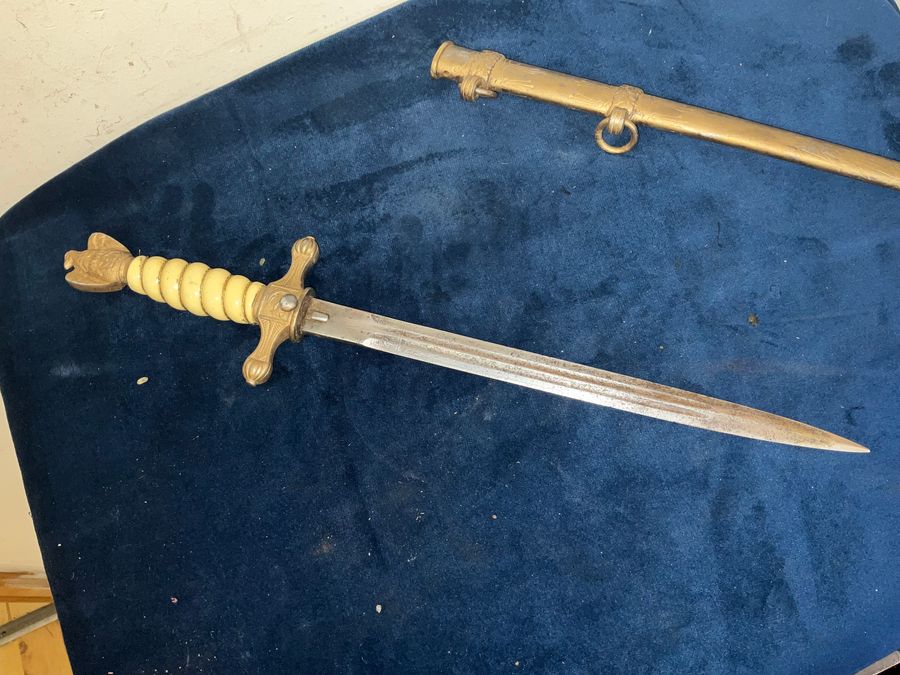 Antique GERMAN 2WW KRIEGSMARINE OFFICERS DRESS DAGGER