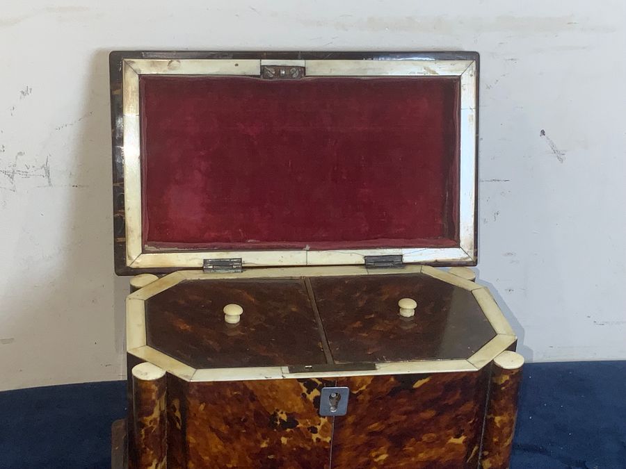 Antique TORTOISE SHELL TEA CADDY CIRCA 1750’s