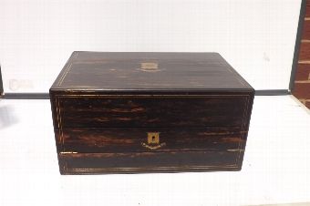 Writing Box of Distiction in Coromandle wood comes with key Victorian, FBS