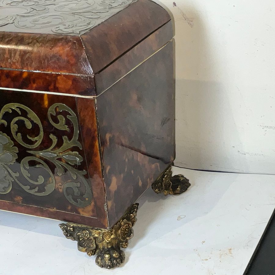 Antique TORTOISE SHELL & BUELLE TEA CADDY