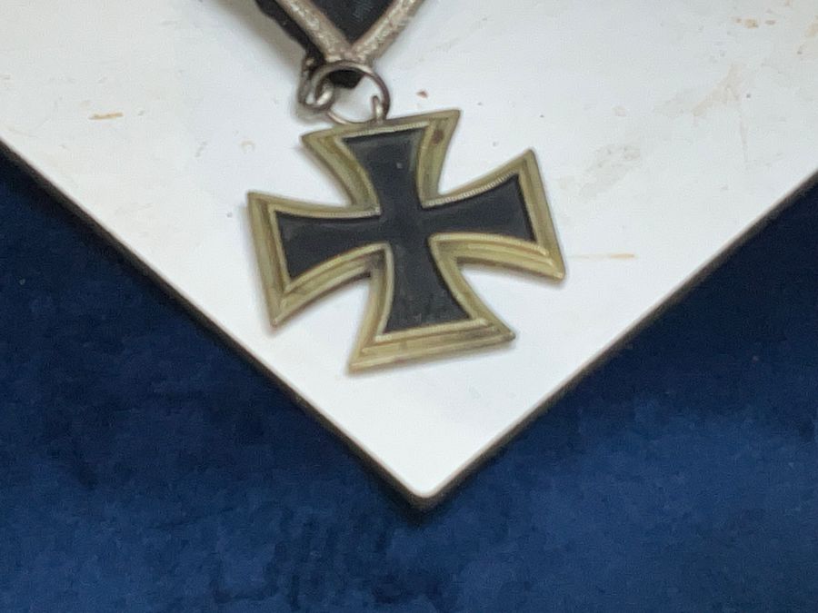 Antique SOLDIER FROM 2WW ROMANIAN  IRON CROSS WITH HANGER