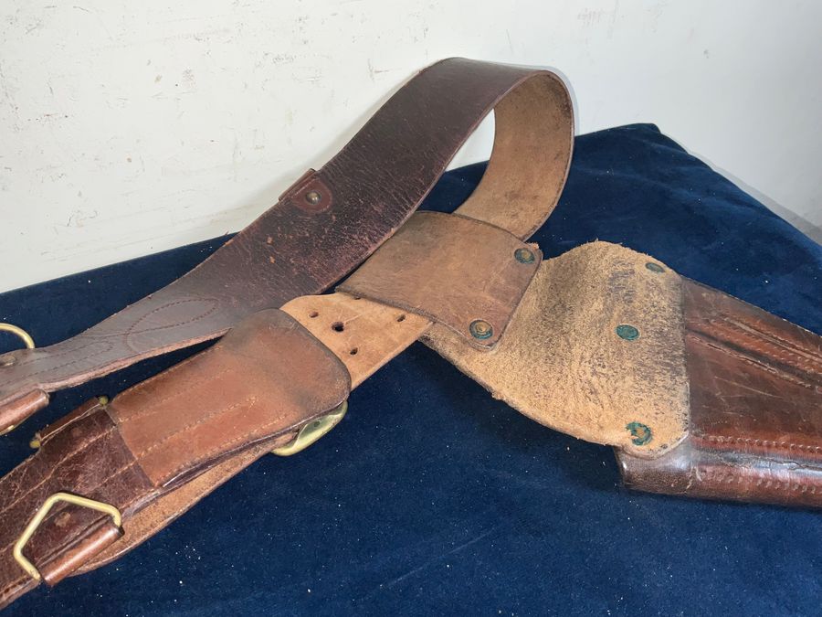 Antique Sam brown with cut away holster British 1WW 