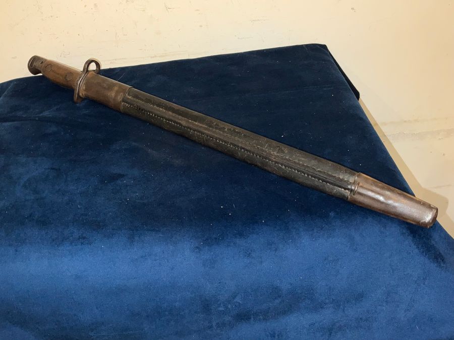 Antique 1WW BRITISH BAYONET & SCABBARD