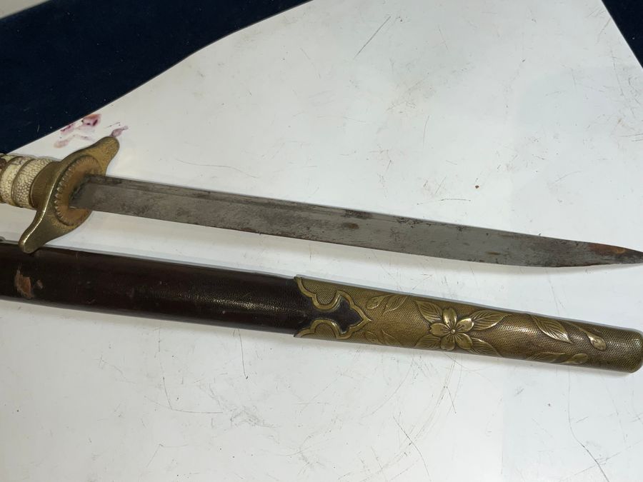 Antique JAPANESE NAVAL OFFICERS DIRK & SCABBARD 2WW 