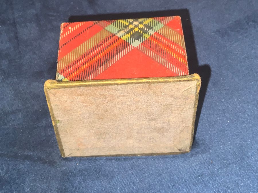 Antique VINTAGE SCOTCH HEATHER BOXED PERFUME