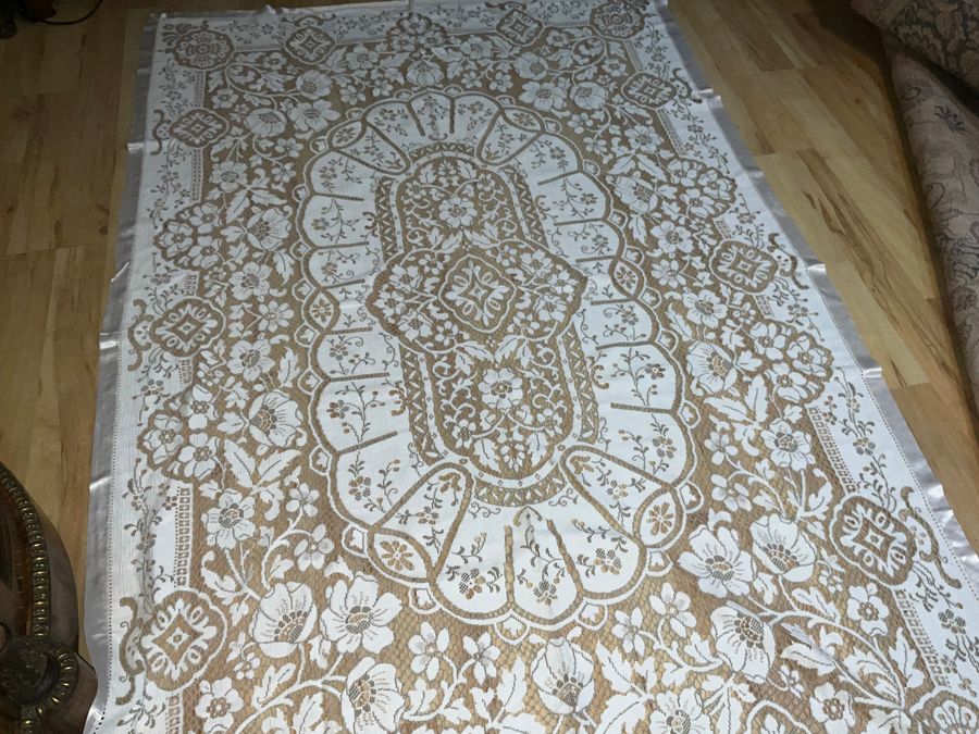 Antique TABLE CLOTH RECTANGULAR LACE & SATIN EDGED