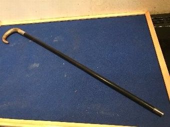 Gentleman’s walking stick come sword stick with silver mount horn handle