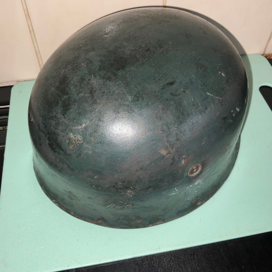 Antique GERMAN F J PARATROOPERS HELMET.