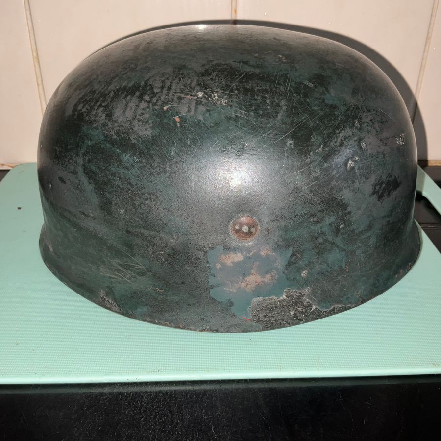 Antique GERMAN F J PARATROOPERS HELMET.