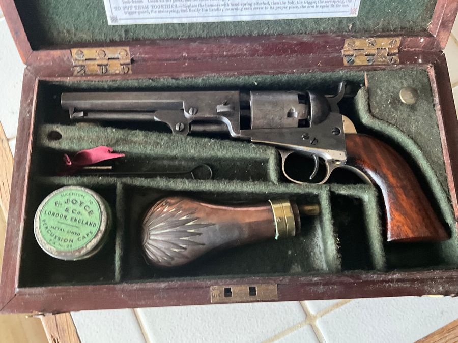 Antique COLT PERCUSSION REVOLVER BOXED