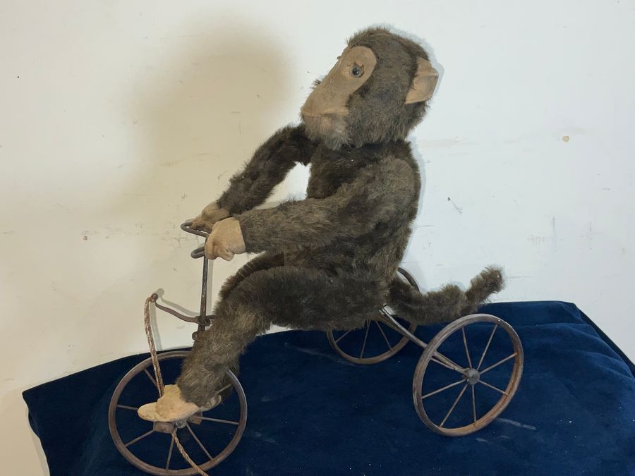 Antique STEIF MONKEY ON TRYCLE CHILDS TOY