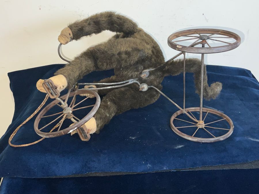 Antique STEIF MONKEY ON TRYCLE CHILDS TOY