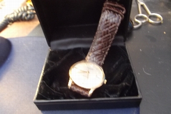 Antique Gold mans wristwatch maker Gerrard quality item
