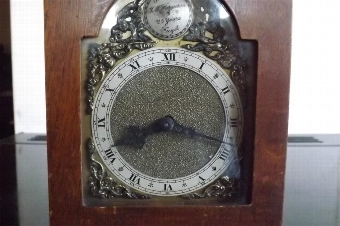 Antique Bracket clock mahogany case 8 day mechanical movement Coventry Astral.--TS