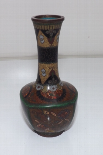 Chinese vase clossoni early 19th century. CB