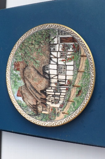 Royal Worcester plate B30 