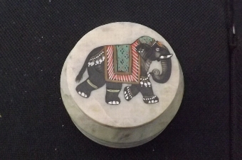 Pill box in stone with elephant motif Chinese. B29