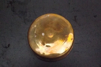 Antique Pill box in brass with inlaid mother of pearl lid Chinese. B29