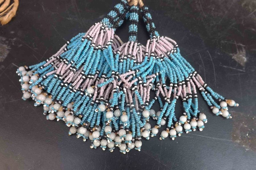 Antique North American Indian's beads | ANTIQUES.CO.UK