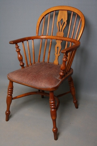 Antique A Pair of Windsor Chairs