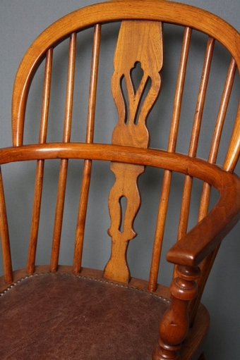 Antique A Pair of Windsor Chairs