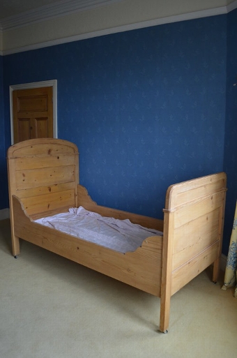 Antique A Pair of Pine Victorian Single Beds Sn061 