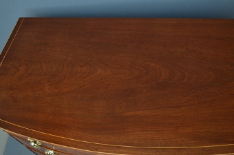Antique Exceptional Regency Chest of Drawers in Mahogany sn3477