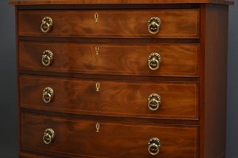 Antique Exceptional Regency Chest of Drawers in Mahogany sn3477