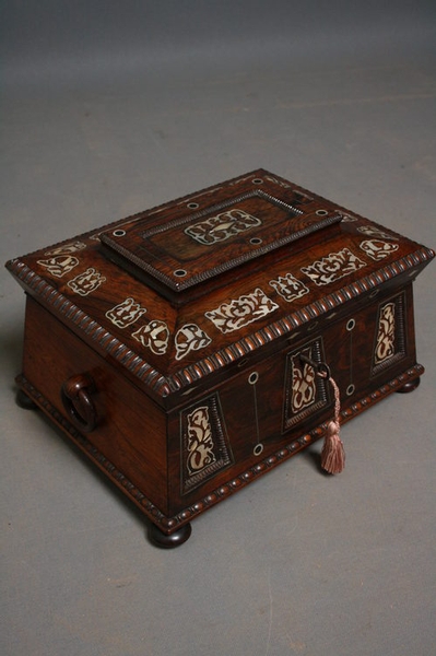 Regency Sewing Box sn2475