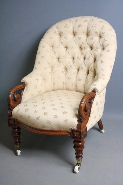 Victorian Spoonback Armchair sn2372