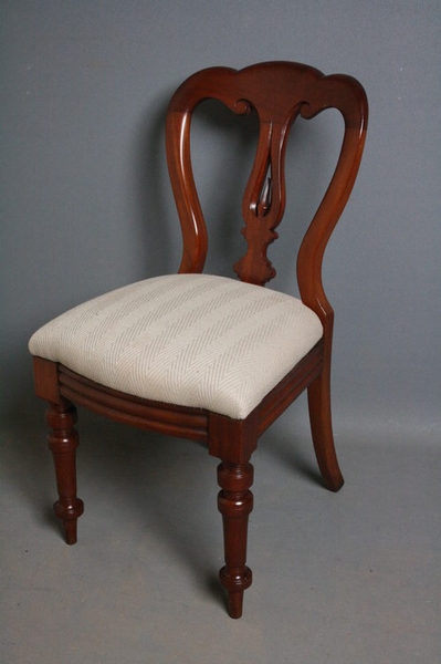 Set of 12 Dining Chairs sn2240