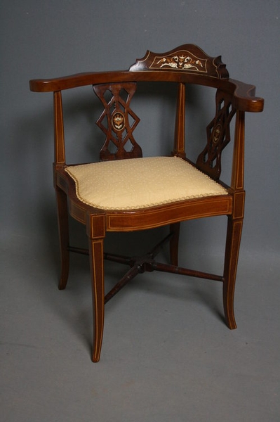 Edwardian Corner Chair sn2333