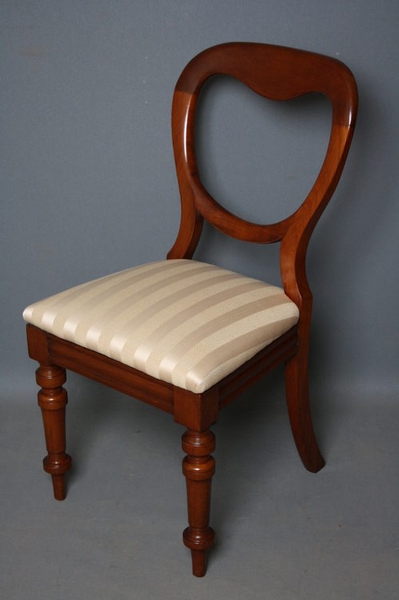 Set of 10 Victorian Balloon Back Chairs sn2338