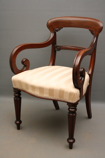 Early Victorian Carver Chair sn2027