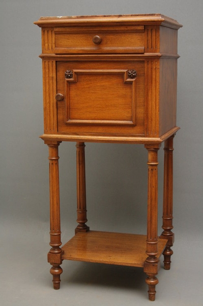 Late 19th Century Bedside Cabinet sn2043