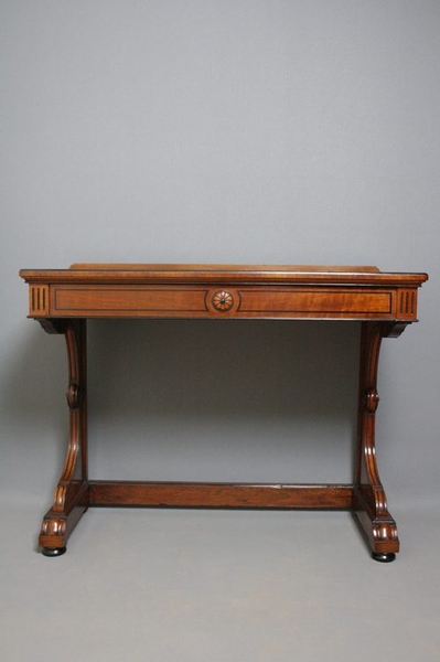 Victorian Consol Table sn1161