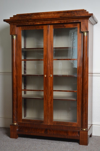 Biedermeier Display Cabinet/ Bookcase sn713