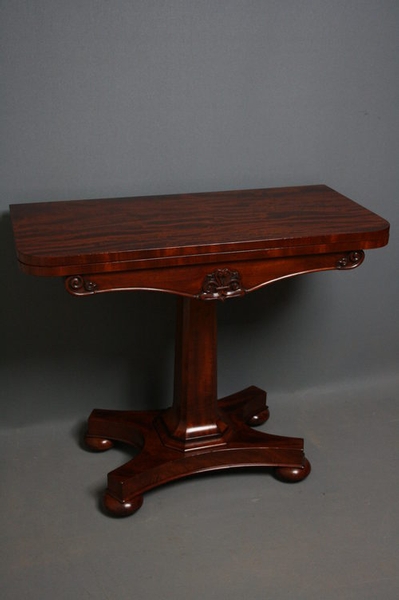 William IV Games Table