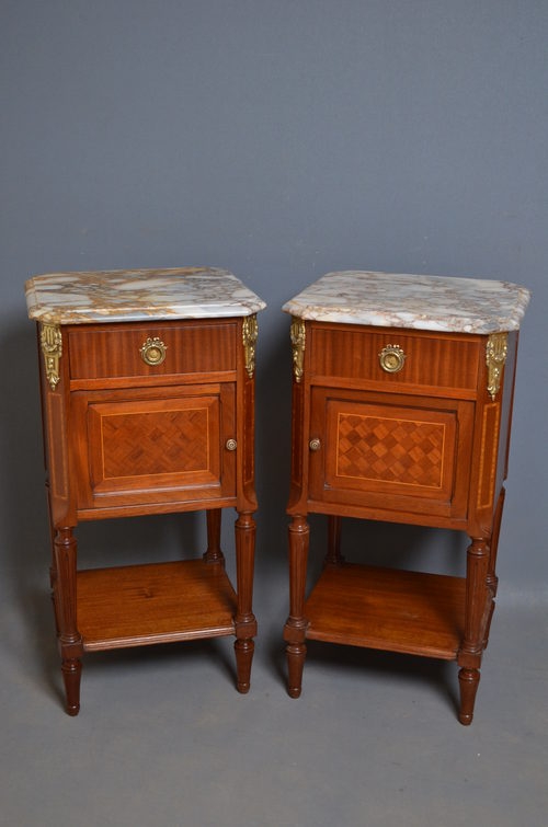 Pair of Bedside Cabinets sn2666
