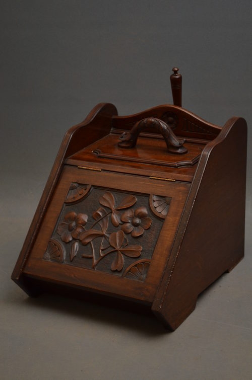 Victorian Coal Scuttle sn2725